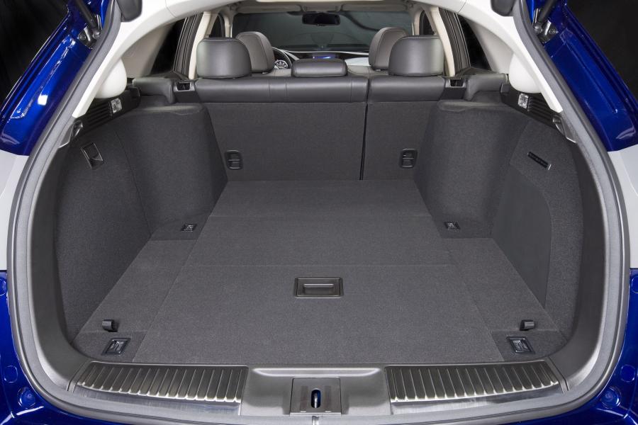 Багажник Acura TSX Sport Wagon 2010 года  (фото 23 из 63)